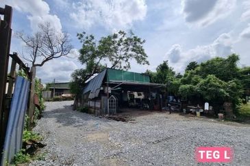 Jalan Bukit Kemuning