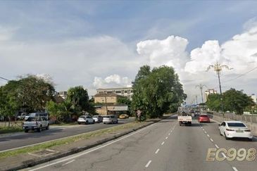 Persiaran Raja Muda Musa, Pelabuhan Klang