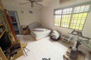 Taman Teluk Gedung Indah