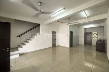 2 Storey Terrace House at Ambang Botanic 3, Phase 30, Klang