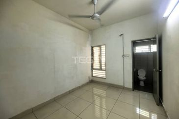 2 Storey Terrace House at Ambang Botanic 3, Phase 30, Klang