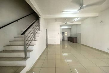 2 Storey Terrace House at Ambang Botanic 3, Phase 30, Klang