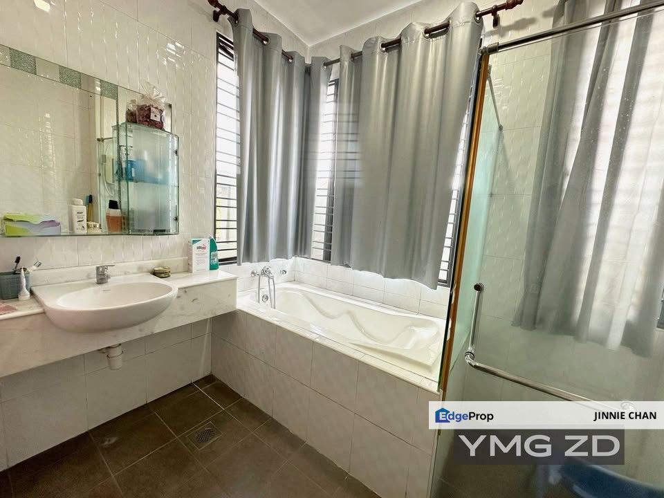 2 Storey Bungalow at Aman Perdana, Klang, Selangor, Klang