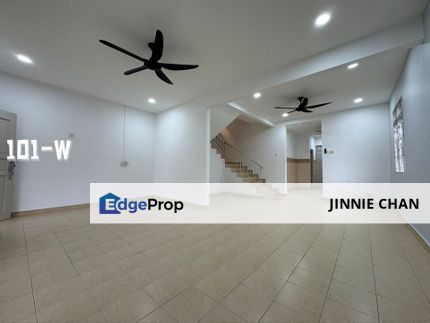 2 Storey End Lot Terrace House at Bandar Parklands, Bandar Bukit Tinggi 3, Klang, Selangor, Klang