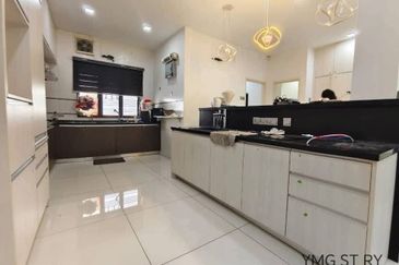 Port Klang (Pelabuhan Klang)