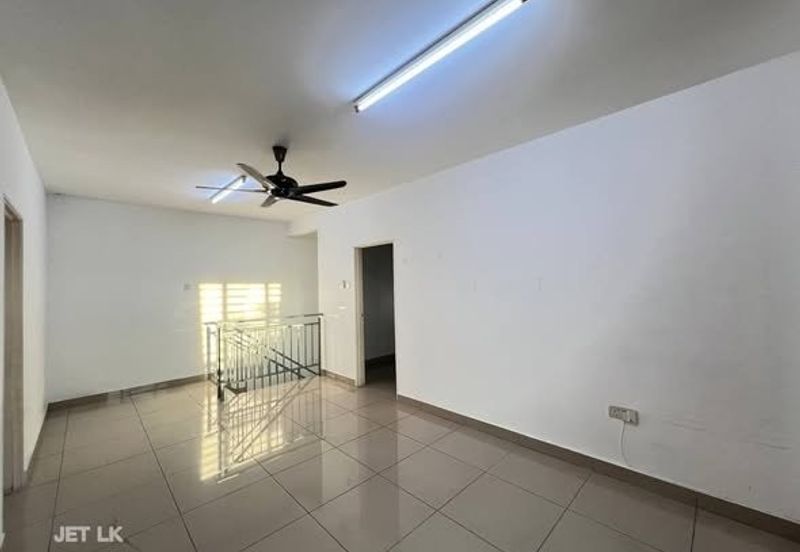 Taman Ehsan Jaya, Pendamaran