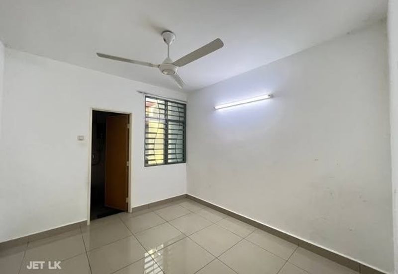 Taman Ehsan Jaya, Pendamaran