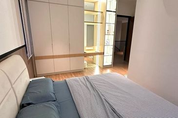 Lucent Residence @ twentyfive.7