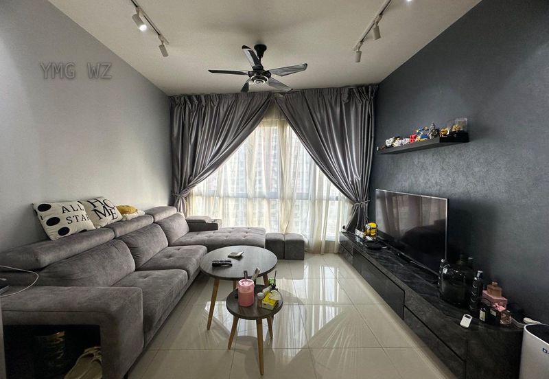 Adria Residence @ Gravit8