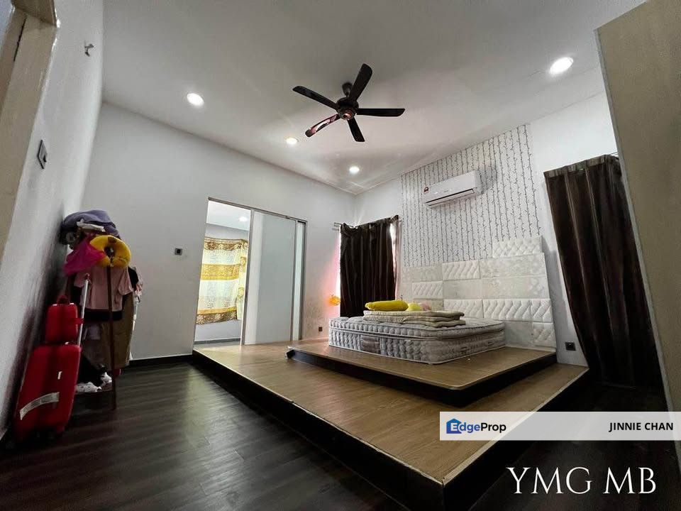 2 Storey Cluster Semi D at Aman Perdana, Klang, Selangor, Klang