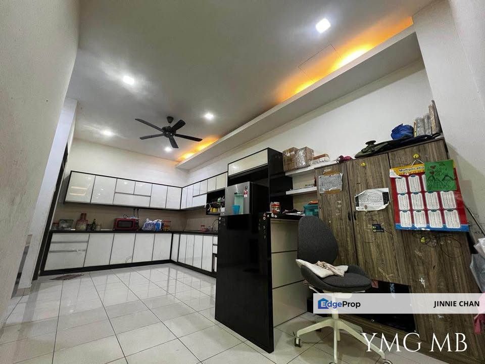 2 Storey Cluster Semi D at Aman Perdana, Klang, Selangor, Klang