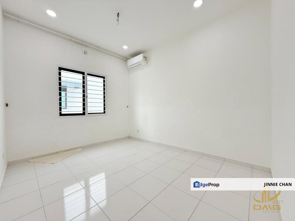 2 Storey End Lot Terrace House at Setia Permai 2, Setia Alam , Selangor, Shah Alam