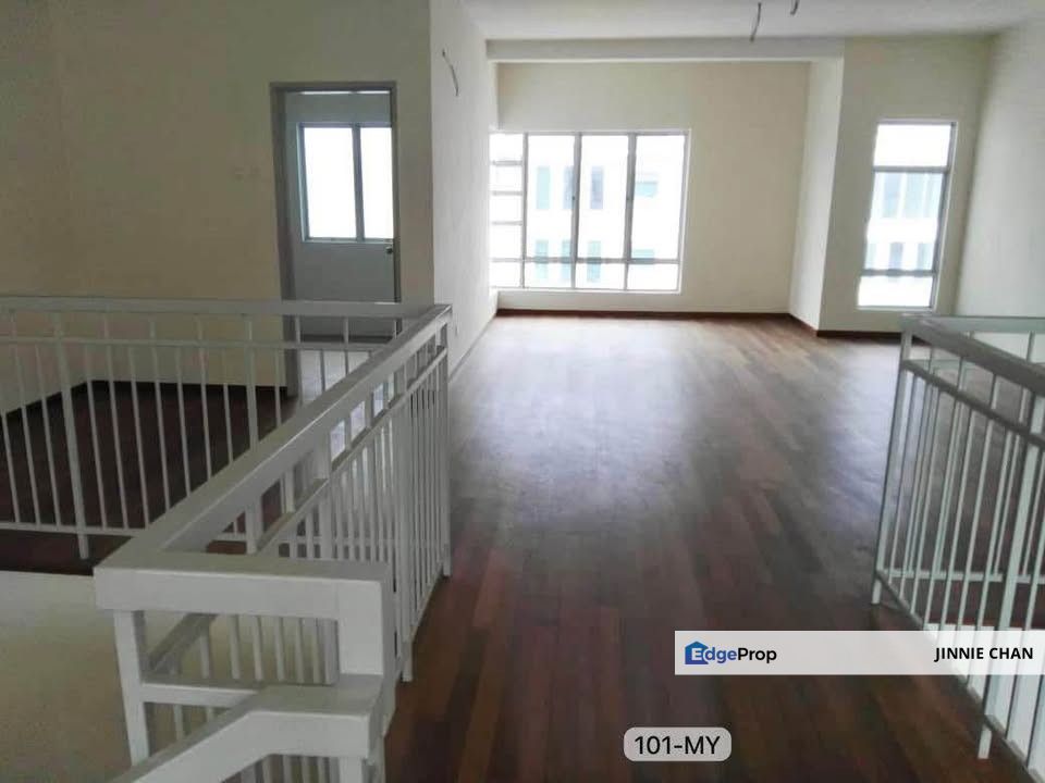 2.5 Storey Superlink House at Bandar Bukit Tinggi 2, Klang, Selangor, Klang