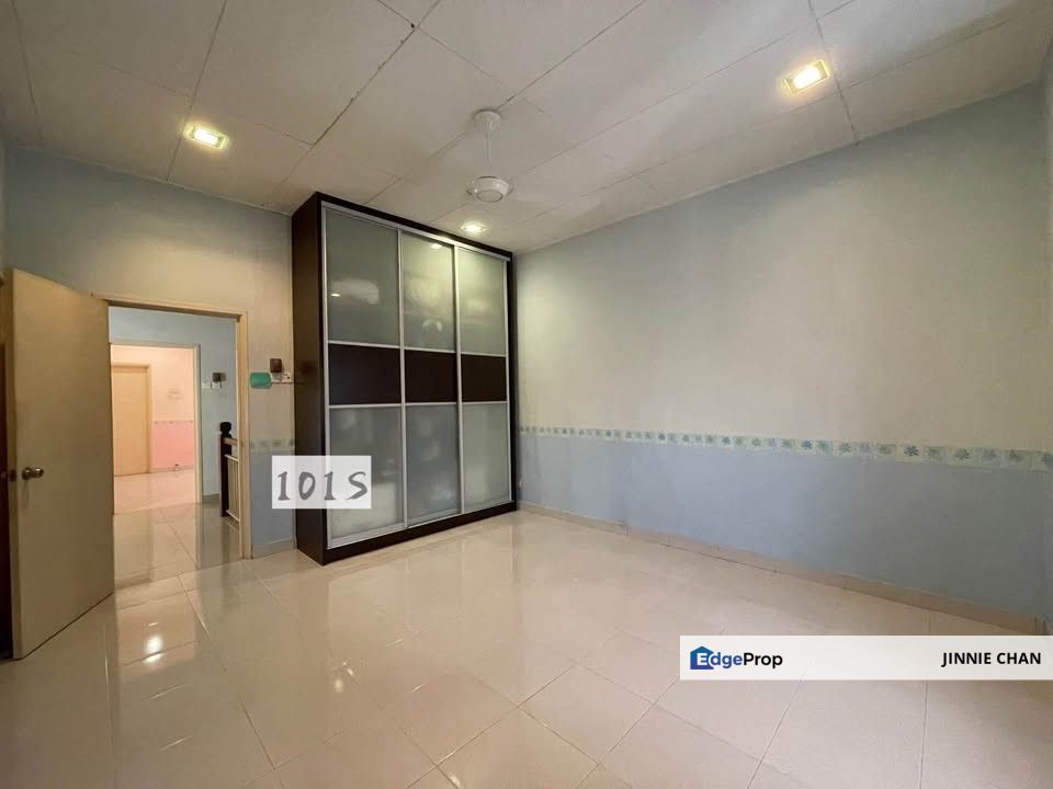 2 Storey Terrace House at Anggerik Doritis, Kota Kemuning, Selangor, Shah Alam