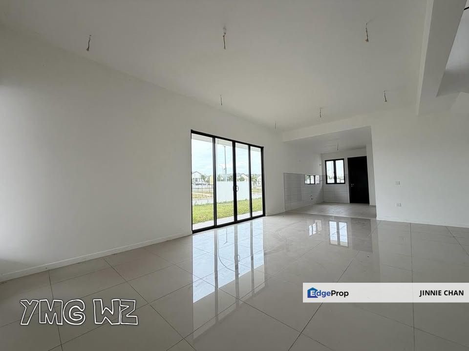 2 Storey End Lot Terrace House at Nadira, Bandar Bukit Raja, Klang, Selangor, Klang