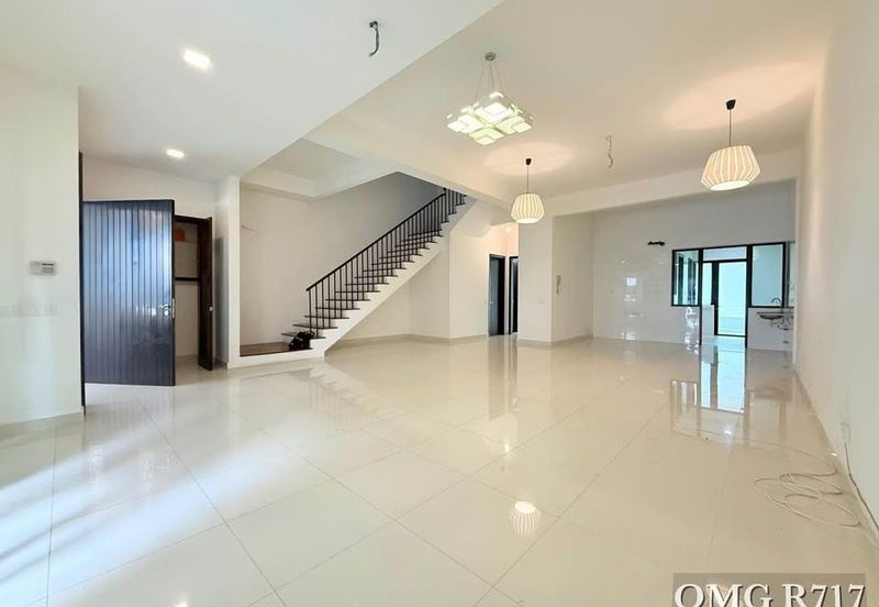 Duta Villa, Setia Alam