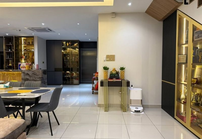 Ayra @ Bandar Bukit Raja