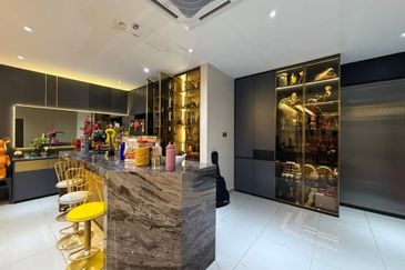 Ayra @ Bandar Bukit Raja