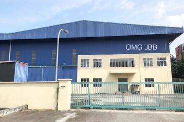 West Port, Pulau Indah