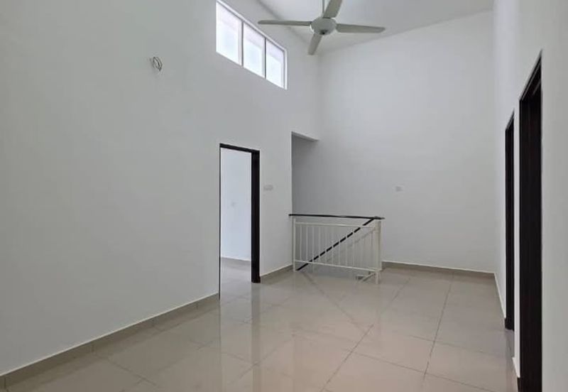 Taman Ehsan Jaya, Pendamaran