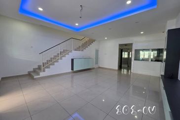 Taman Ehsan Jaya, Pendamaran