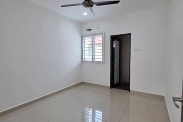 Taman Ehsan Jaya, Pendamaran