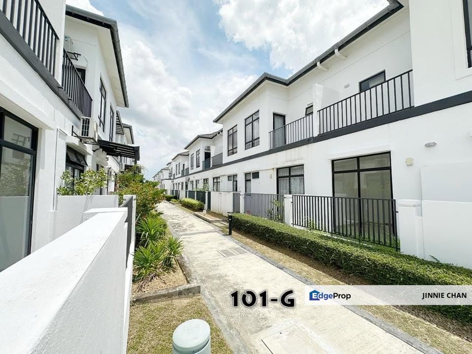 2 Storey Corner Terrace House at Graham Garden, Eco Grandeur, Puncak ...