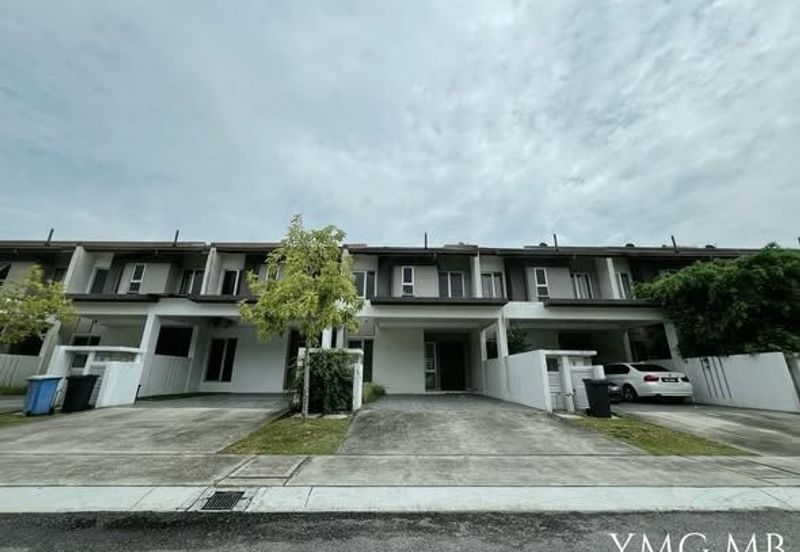 Arahsia Residences, Tropicana Aman