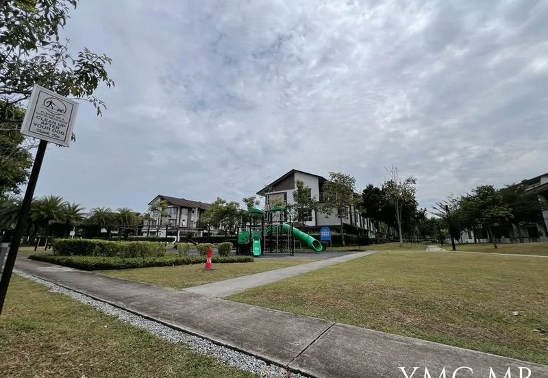 Arahsia Residences, Tropicana Aman