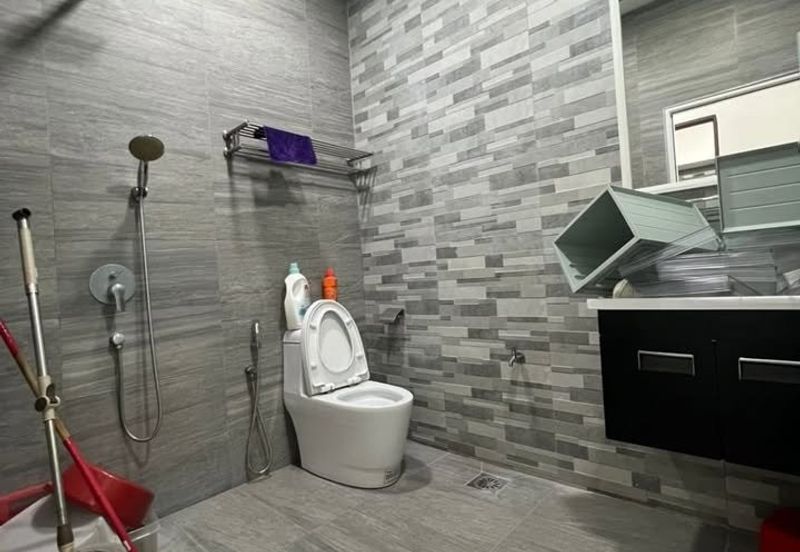 Taman Tepi Sungai ( Taman Teluk Pulai Indah )