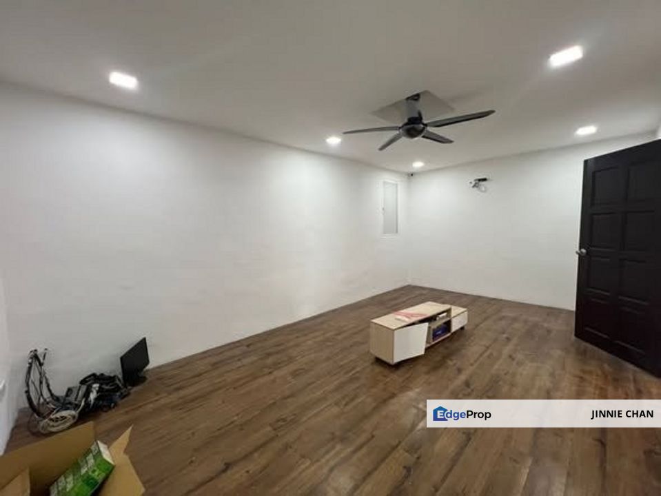 1 Storey Terrace House at Tepi Sungai, Klang, Selangor, Klang