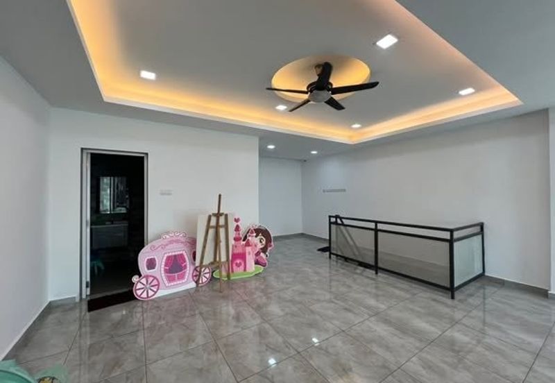 Taman Tepi Sungai ( Taman Teluk Pulai Indah )