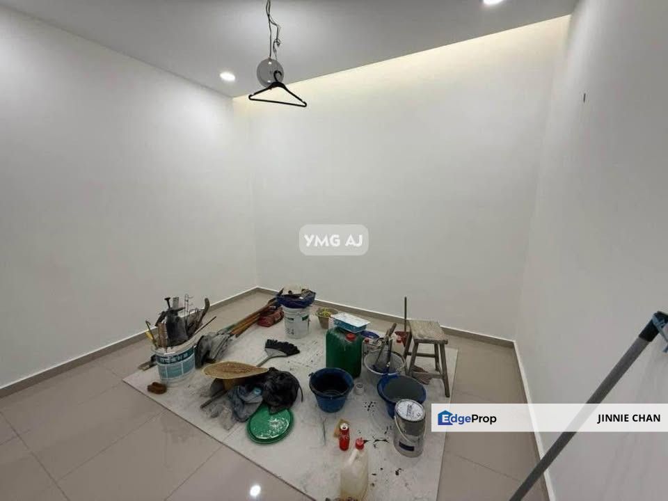 1 Storey Terrace House at Taman Gembira, Klang, Selangor, Klang