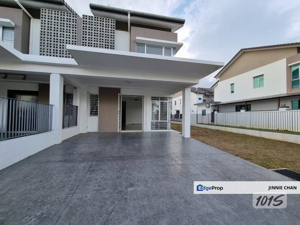 2 Storey End Lot Terrace House at Penduline, Bandar Rimbayu, Selangor, Telok Panglima Garang