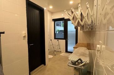 Duta Villa, Setia Alam