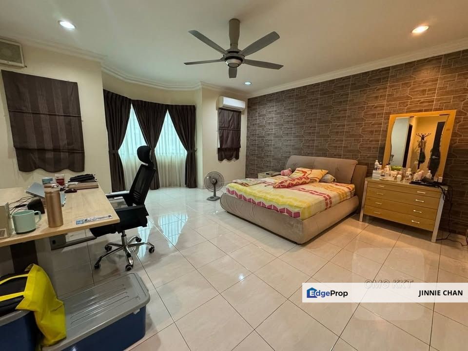 2.5 Storey Terrace House at Batu Belah, Klang, Selangor, Klang