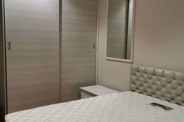 I Residence @ I City