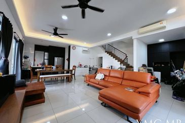 Lucent Residence @ twentyfive.7