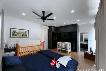 Lucent Residence @ twentyfive.7