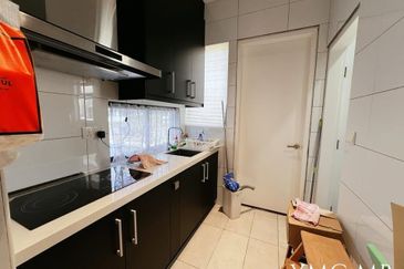 Lucent Residence @ twentyfive.7