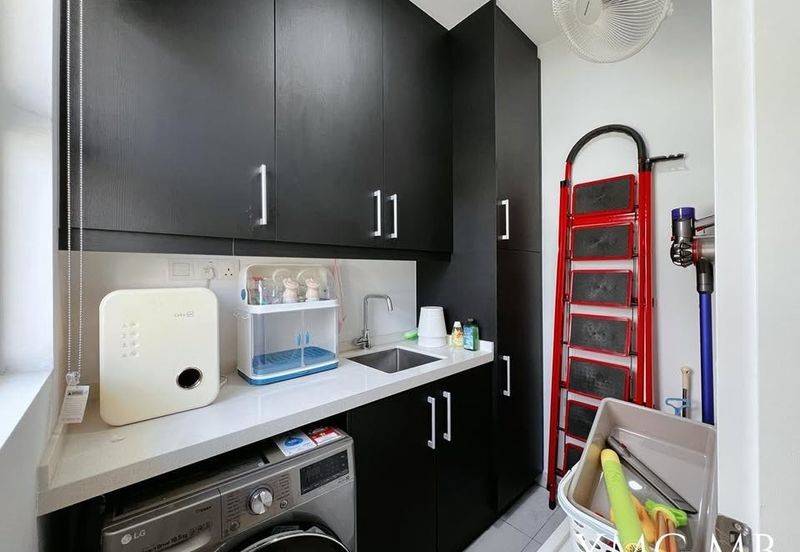 Lucent Residence @ twentyfive.7