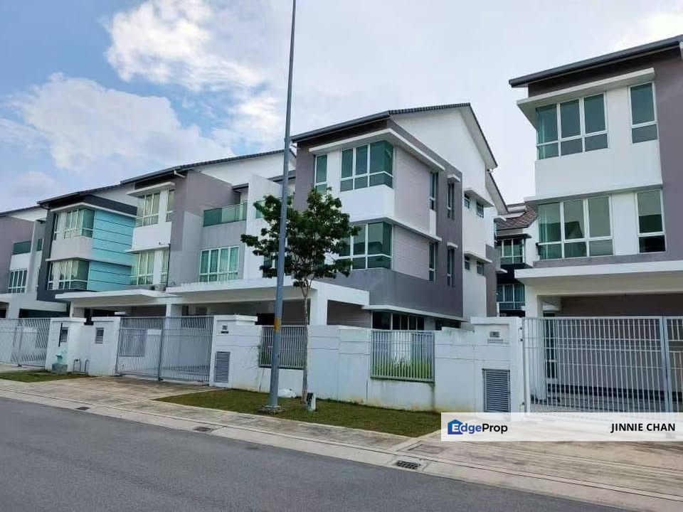 3 Storey Semi D at Azumi, Ambang Botanic 2, Klang, Selangor, Port Klang