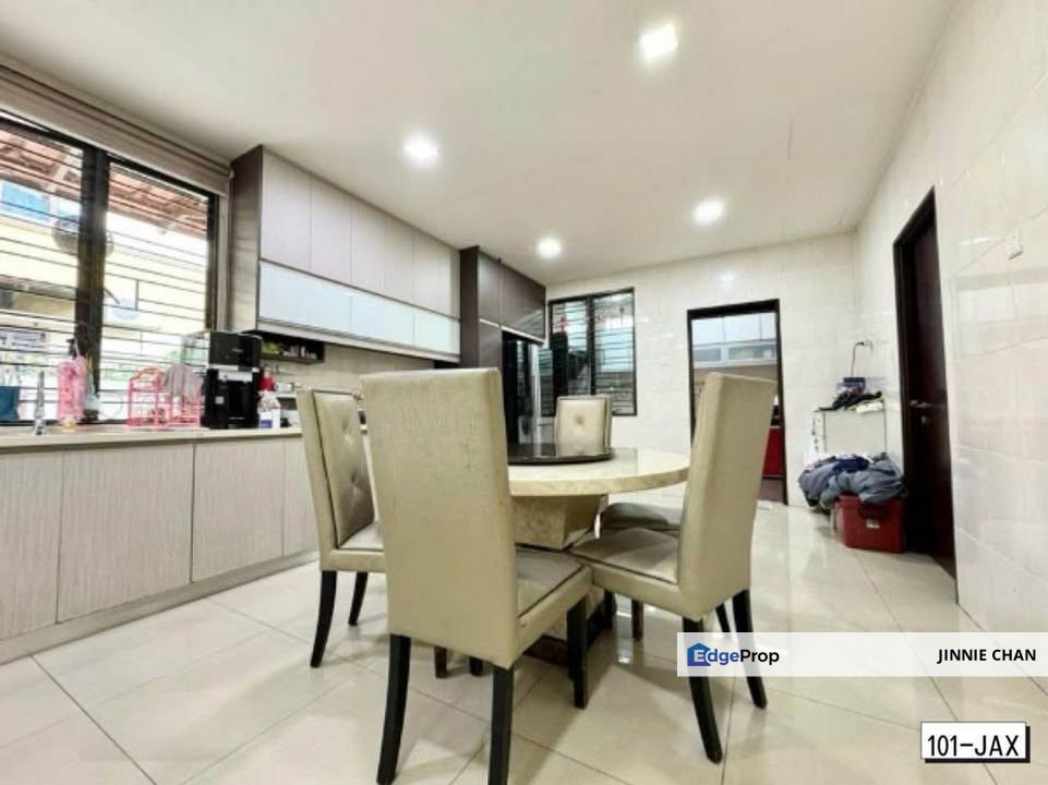 2 Storey Bungalow House at Aman Perdana, Klang, Selangor, Klang