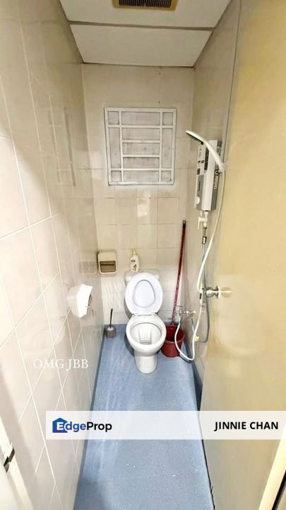 1st Floor Shoplot at Jalan Mahogani, Bandar Botanic, Klang, Selangor, Klang