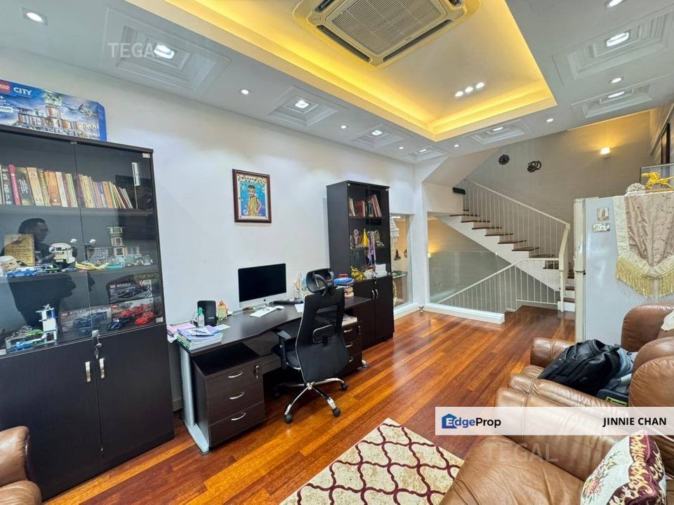 3 Storey Semi D at Broadleaf, Kota Kemuning, Shah Alam, Selangor, Kota Kemuning