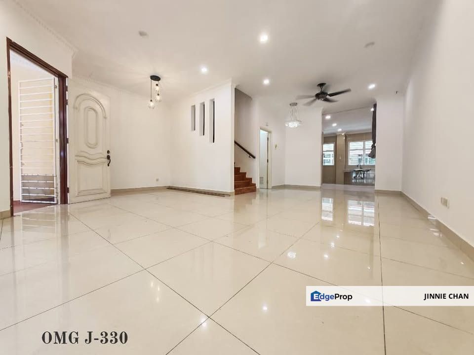 3 Storey Superlink House at Anjung Sari, Setia Alam, Selangor, Shah Alam