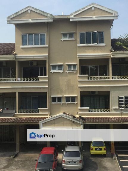 1,914sqft Duplex Townhouse Sri Mahligai Seksyen 9 , Selangor, Shah Alam