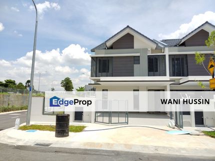 2 Storey Superlink House Lagenda Gardens, Jalan Teratak, Bukit Jelutong, Selangor, Shah Alam