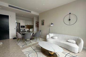 Pavilion Ceylon Hill