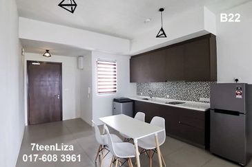 Biji Living (Seventeen Residences)